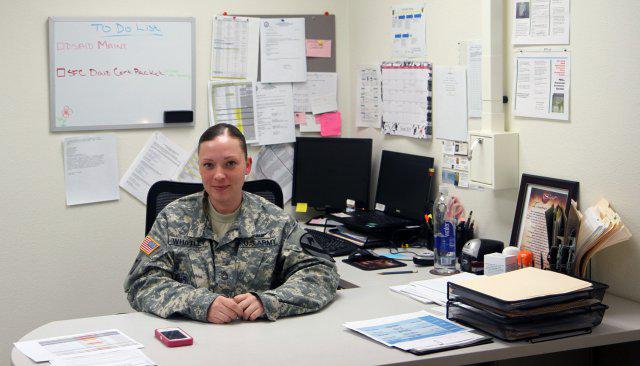 USArmyWHC's tweet photo. .@kdhnews: #USArmy #Soldier @forthood creates app to report sexual assaults | http://t.co/jJCZ6Z44Pr | #ArmySHARP http://t.co/jRErmFKsQn