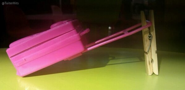 TuiterHits's tweet photo. Gilipollez del día: se me va la pinza: http://t.co/34ot3ljfhX