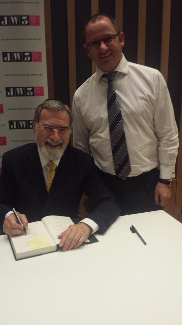markieflen's tweet image. Inspirational evening with a genius on responsibility religions have in repairing our world @JW3London @rabbisacks