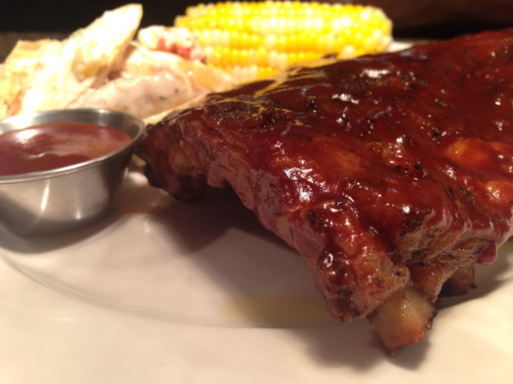 BurtonsGrill Hingham tweet media