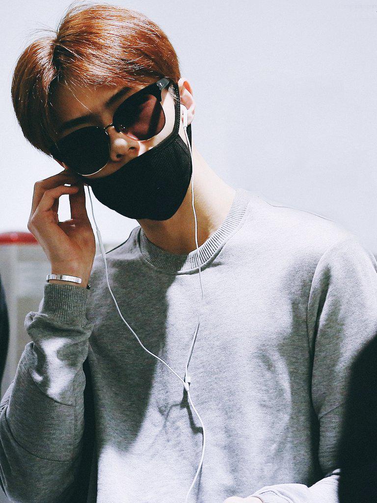 sehun pics (@sehun_pics) on Twitter photo 