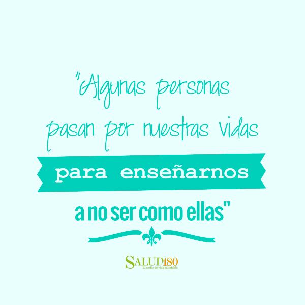 Salud180's tweet photo. "Algunas personas pasan por nuestras vidas para enseñarnos a no ser como ellas" #Editoras180 http://t.co/RmQkxF599B http://t.co/HMCAk84GI2