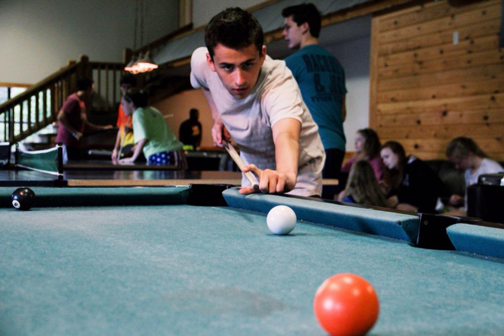 pinecoveshores's tweet image. Pool party in the Kav! #cuethefun #welcometotheshores