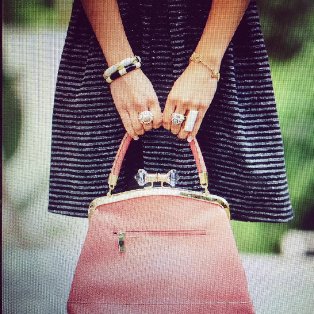 Purses..Bracelets and Rings OH MY!@MinaandCompany <a href="/taylorabeel/">Taylor  Abeel</a> <a href="/anthologyfilms/">Anthology Films</a> @instachangram @cbslifestylist
