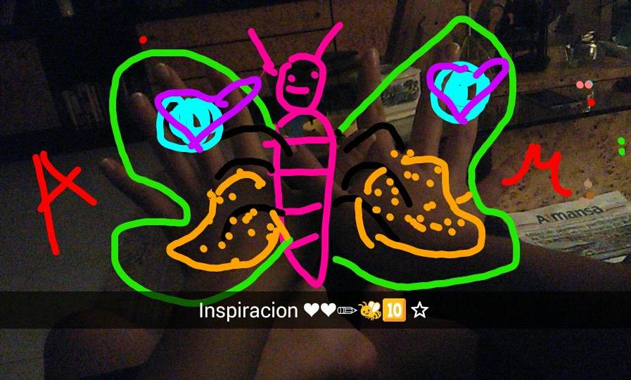 alba_973's tweet photo. @Josede93 @oscardenser19 hola bebeees! Os mandamos esta linda mariposita ❤❤ @miiriiam14_m super kises 😘 http://t.co/ZeBJSnJnuX