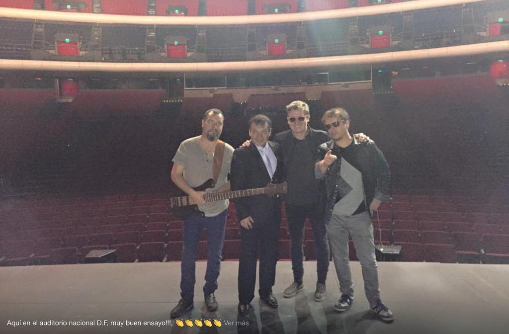 🎶listos😉!! esta noche un honor acompañar en <a href="/AuditorioMx/">Auditorio Nacional</a> a nuestros grandes amigos <a href="/angelesnegros/">Los Angeles Negros</a> 🇲🇽