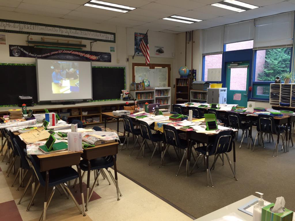 MsRascoe's tweet photo. All ready for #SuccessNight @JamestownAPS tonight! http://t.co/QZkpeWwky8