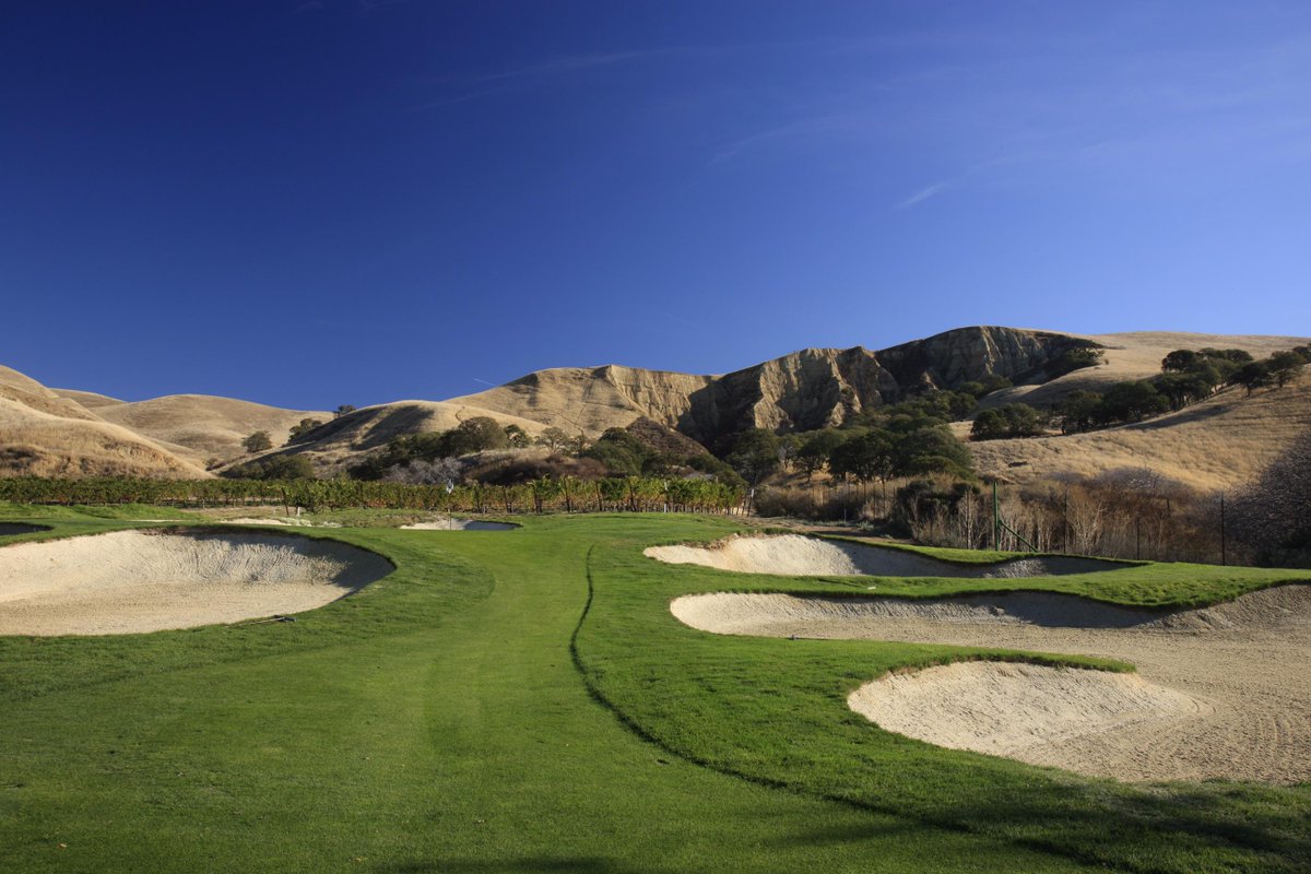 Wente's tweet image. #WineWednesday at #TheCourse at #Wente Vineyards #WW #wine #Golf #bayarea #eastBay #golfmoose #LoveOfTheJourney