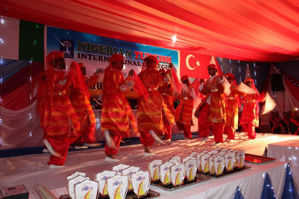 NTICKadunaGirls's tweet photo. Folk dance from JS2 students http://t.co/UoSpQdHifQ
