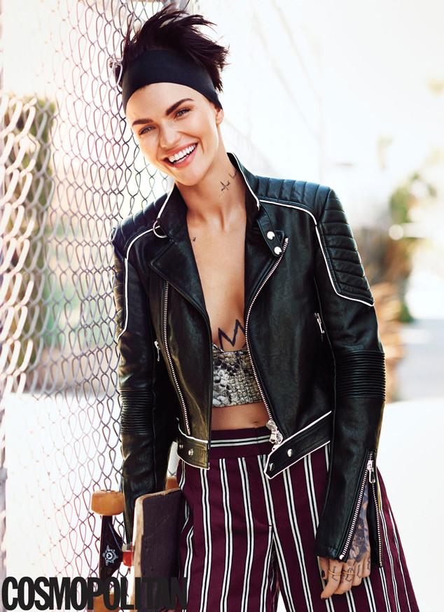 enews's tweet photo. Raise your hand if you're obsessed with Ruby Rose! 🙋🙋🙋🙋 http://t.co/rU3JlAQXsR