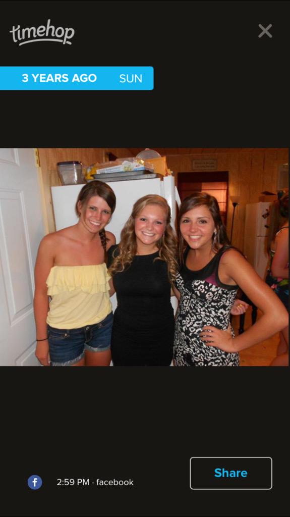Chl0Chl0_Chanel's tweet photo. My babes 4 Eva #poundCity @KylieEwing @SaraVanD #JH http://t.co/SrUJrJSvRe