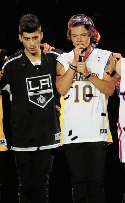13styls's tweet photo. Staples Center, Los Angeles United States. http://t.co/Zn2nJluNQS
