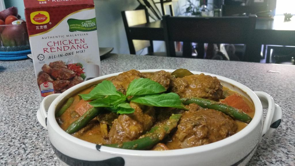 ButlersKitchen7's tweet photo. #ChickenRendang #malaysian #nofilterneeded #Samsung #s5 http://t.co/TPUqQ7AcXF