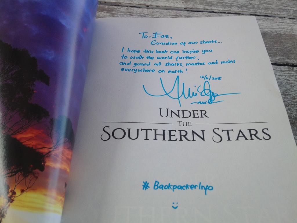 Wah, bukunya udah nyampe Lembongan!! Yay! RT <a href="/BackpackerInfo/">Info Backpacker</a>: Thankyou so much nidnod buat kirimannya.