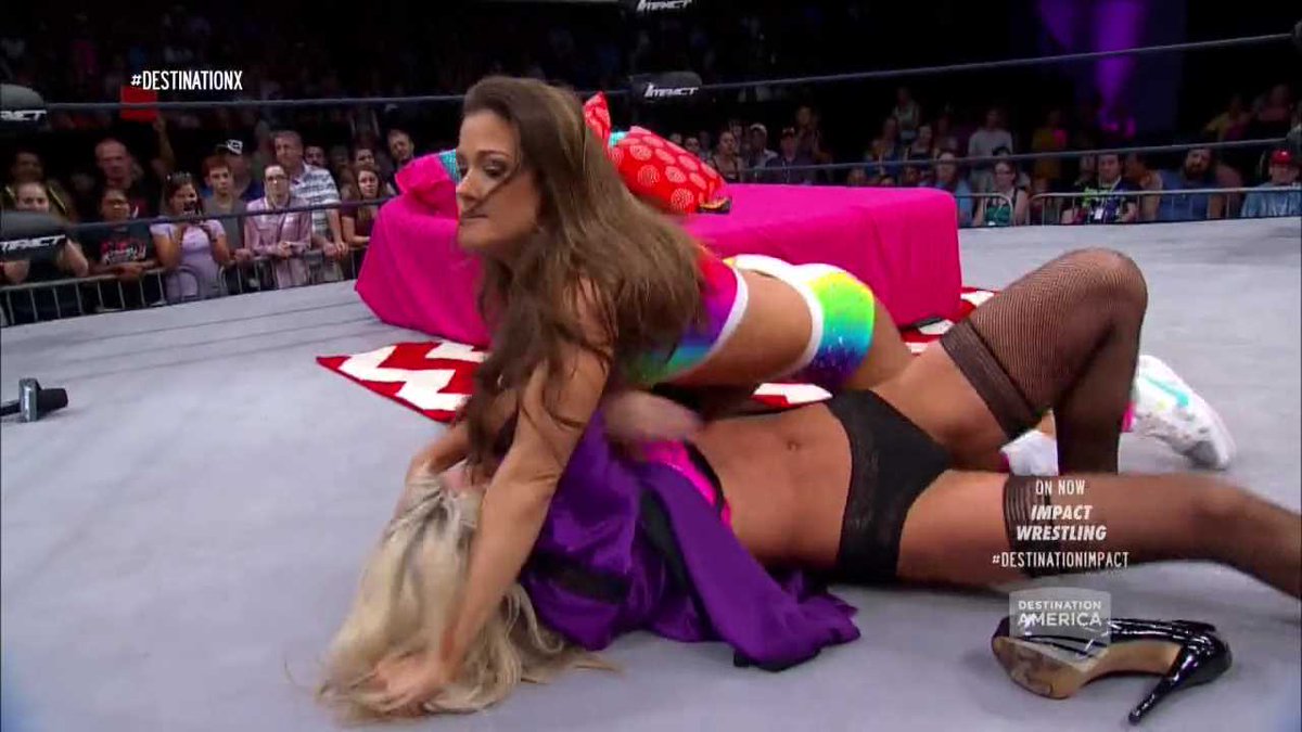 BrookeFansite's tweet photo. Screencaptures from last weeks episode of Impact: http://t.co/GYND5S2SMG @RealBrookeAdams http://t.co/hup4N0CLTt