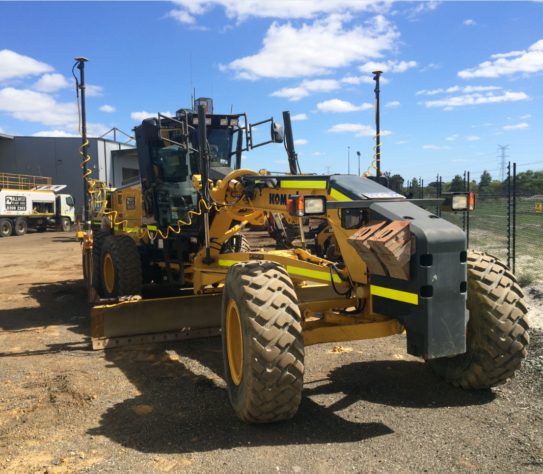 ALLWESTPLANT's tweet photo. Wet and Dry hire available!!! 
We have WA’s #best-grader operators. http://t.co/Zr3mq6m1ZY