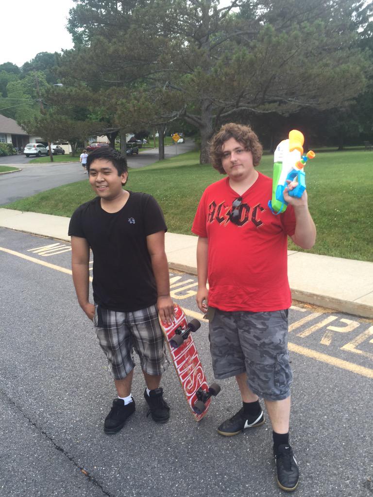 SAssassin2015's tweet photo. Two more kills for senior assassins. http://t.co/SvOdJaijHs