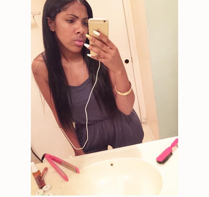 YngNTwisted's tweet photo. Lookin like god kissed her and blessed her twice, she mad but still my Wce @_daaaaaanny http://t.co/XEJhnt9eLP