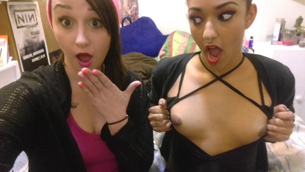 Piper RageXO (18+)’s pics and videos