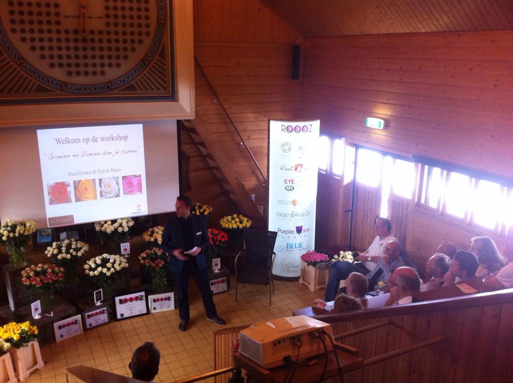Gisteren succesvolle openingsdag van Roooz. Alle veredelaars tonen hun nieuwste variëteiten en wie wint Roooz 2015?
