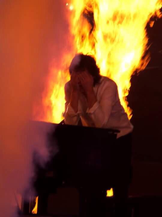 spidersfromars's tweet image. eu ignorando as responsabilidades na vida #HappyBirthdayPaulFromBrazil #HappyBirthdayPaulMcCartney