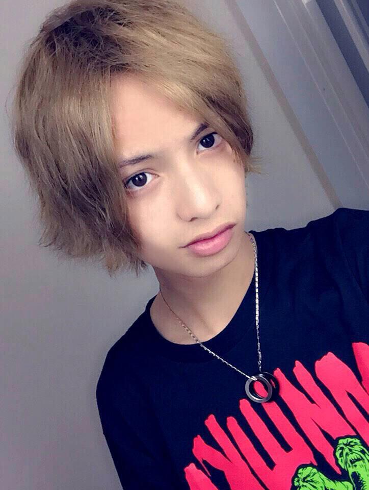 アーティスト 村瀬ジョンケビン 初参戦だあああぁ( Φ ω Φ )✨ XOXメンバーで活躍中のケビン君がこの度『若手の巣窟』に参上です! お楽しみに♪ 若手の巣窟
