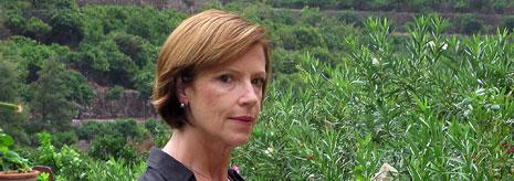Journalist <a href="/suellr/">sue lloyd-roberts</a> urgently needs a lifesaving stem cell donor - can you help? bit.ly/SueLR <a href="/BBCNewsnight/">BBC Newsnight</a>