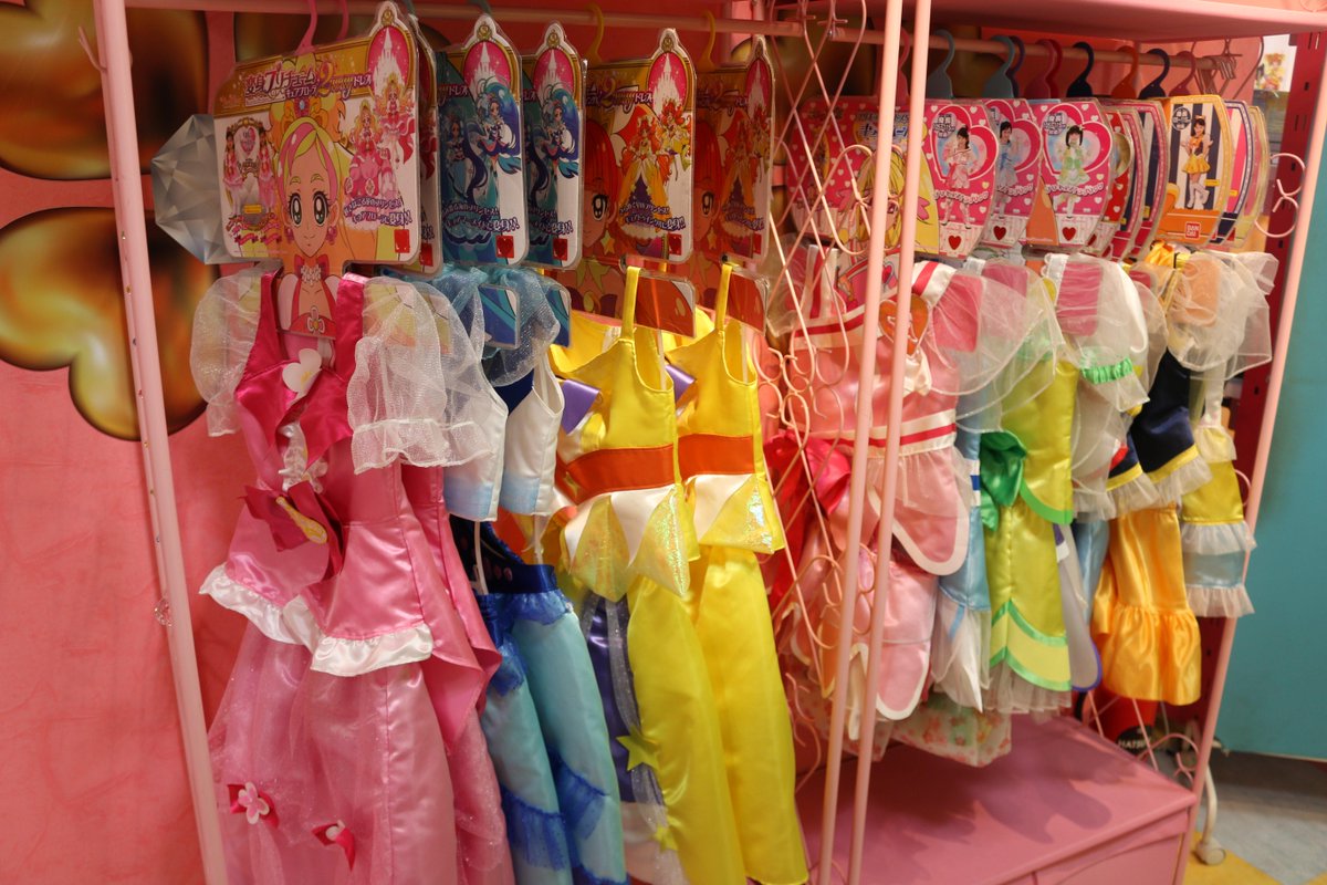 プリキュア プリティストア A Twitter プリキュアプリティストアといえばフォトスタジオ プリンセスプリキュア の衣装を選んでくれたお友達はティアラもつけて変身できるよ 今週末もプリティストアで遊ぼ 衣装の種類は店舗によって異なります Pps プリキュア プリキュア プリティストア A Twitter プリキュアプリティストアといえばフォトスタジオ プリンセスプリキュア の衣装を選んでくれたお友達はティアラもつけて変身できるよ 今週末もプリティストアで遊ぼ 衣装の種類は店舗によって異なります Pps プリキュア