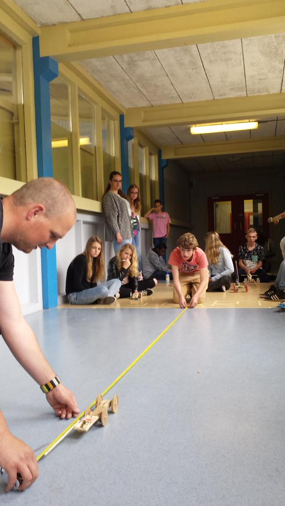 Spannende muizenvalrace van klas 2C voor het vak techniek!