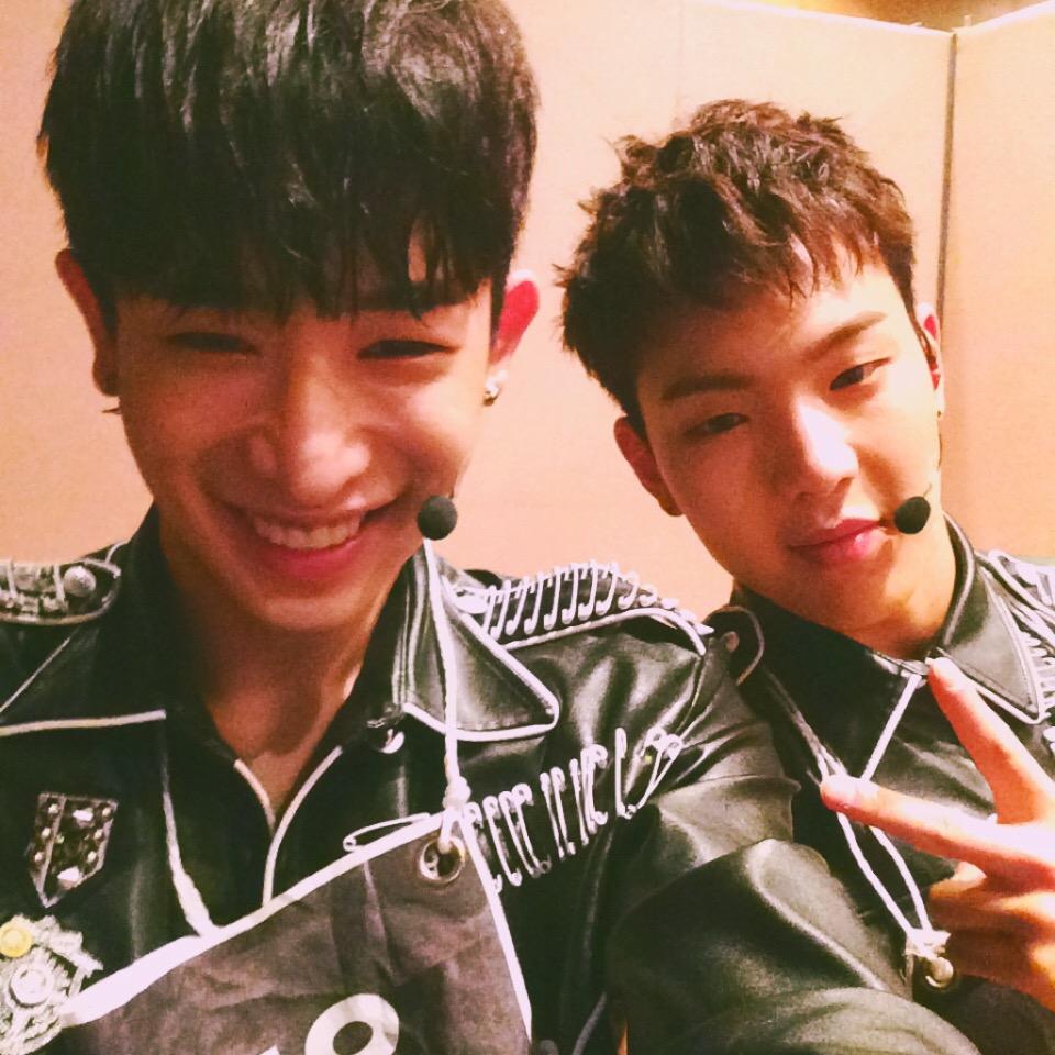 OfficialMONSTAX's tweet photo. [#원호] 생일 축하한다 셔누야! ㅅㄹㅎ 앞으로도...ㅅㄹㅎ ㅋㅋㅋ #SHOWNUDAY http://t.co/QhB7Vfyq46