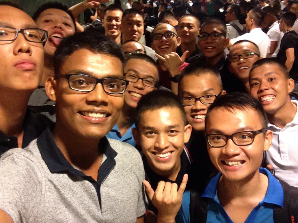 KarthikMuthu7's tweet photo. OFF WE GO TO BRUNEI! #ExLancer #JCC http://t.co/admN3DjZPd