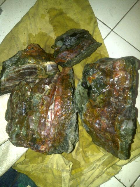 Erwan bos 10kg lg silakan yg minat <a href="/AkikLovers/">Om jadoel</a> <a href="/akikindonesia/">Juragan Akik</a> <a href="/AkikGaleri/">Akik Galeri</a> <a href="/BatuAkikLovers/">#BatuAkik</a> @batuakikbandung