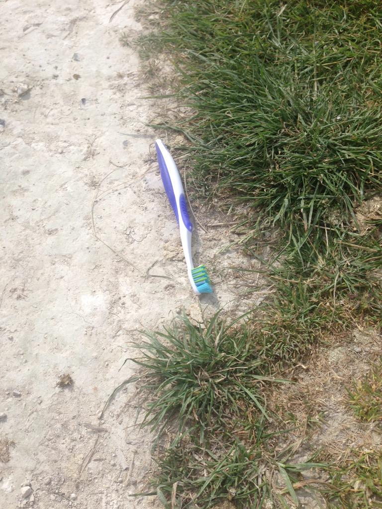 GCS_DofE's tweet image. Oh no, #toothbrush down! #DofEproblems