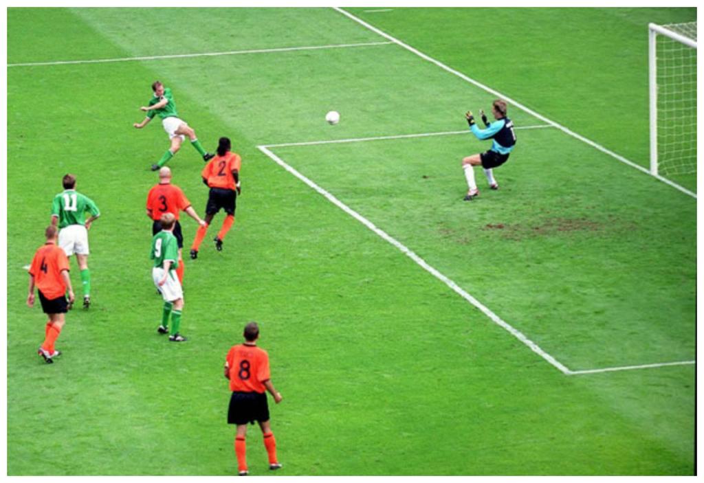 2 great things Jason McAteer did: 1. Scored THAT goal; 2. Wound Roy up to boiling point. Happy birthday 