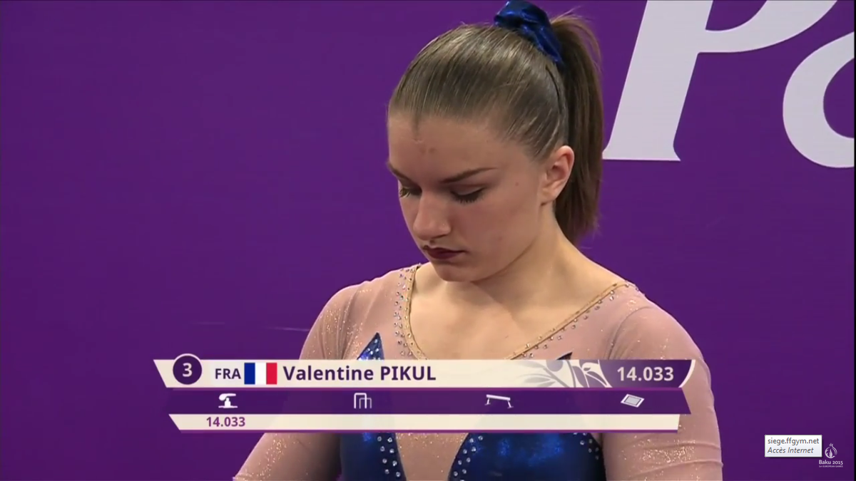 ffgymnastique's tweet photo. Valentine Pikul a débuté au sol avec un Tsukahara vrille bien exécuté : 14.033 #Bakou2015 #ObjectifBakou http://t.co/xPCmarFUTW