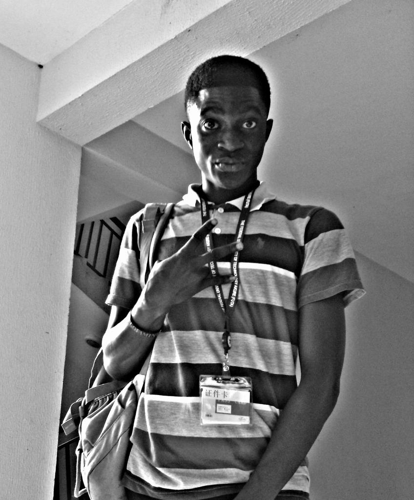 Shayo70's tweet photo. Moving 4ward http://t.co/Iq9xczmc6G