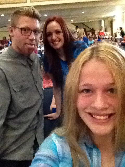Jess_Tay15's tweet photo. Selfie with a stranger #MuchMoreSOAR @moreheadstate http://t.co/YjUMZ1H4N7