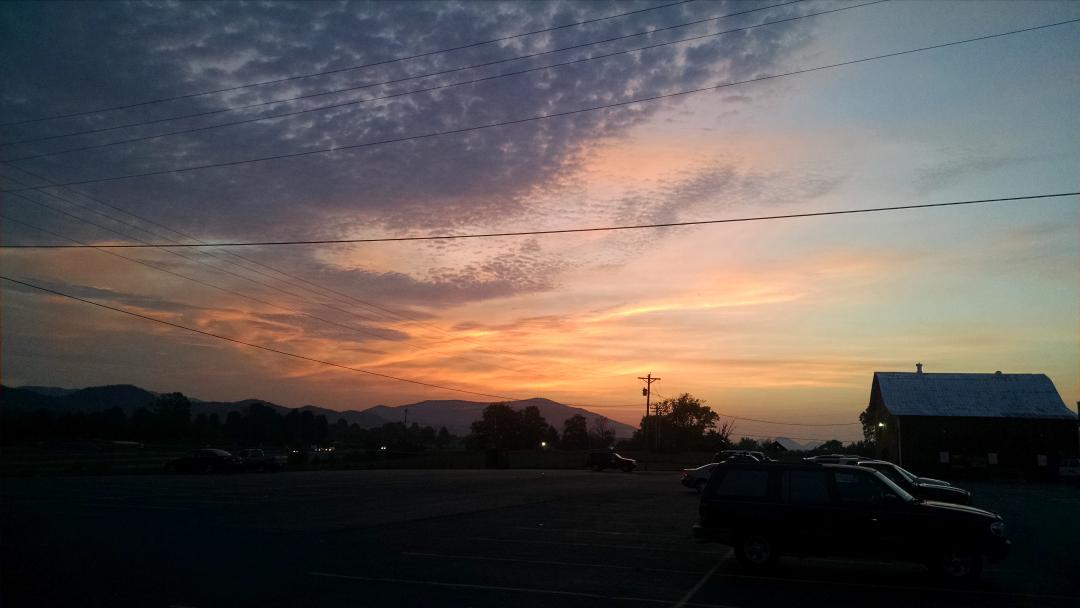 CTestifies's tweet photo. The heavens declare the glory of God...Ps.19:1 http://t.co/XM1bkf5lEx