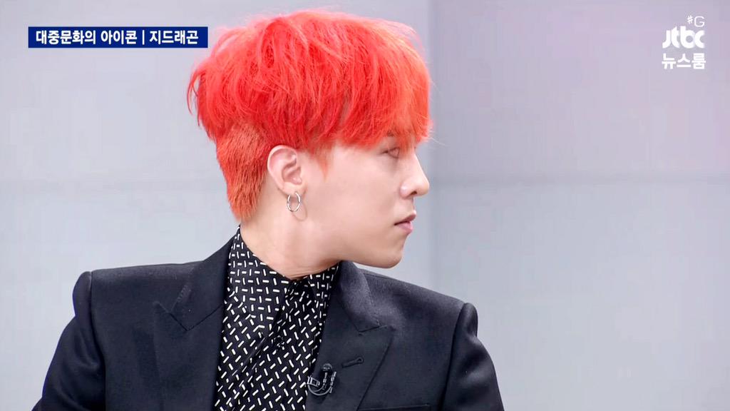 Number_GGG's tweet photo. 긴장한 모습이 보인다 😁 
150618 JTBC 뉴스룸 
대준문화의 아이콘 #지드래곤 
인터뷰 capture1 #GD #GDRAGON #NumberG http://t.co/XWhiJUCPCo
