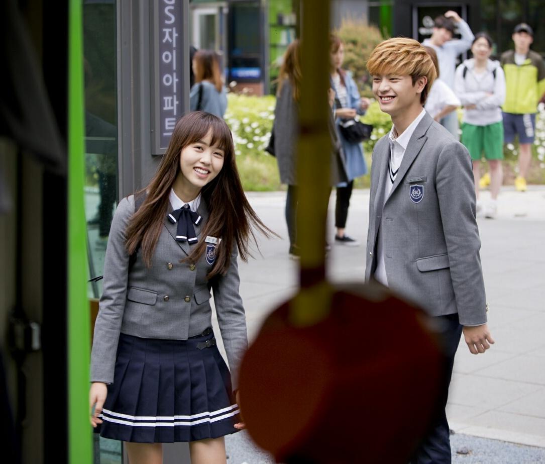 hellokimsohyun tweet picture