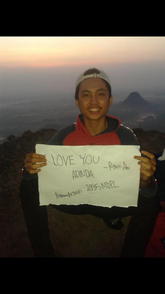 :p <a href="/ryanabiii/">ryanabi</a>