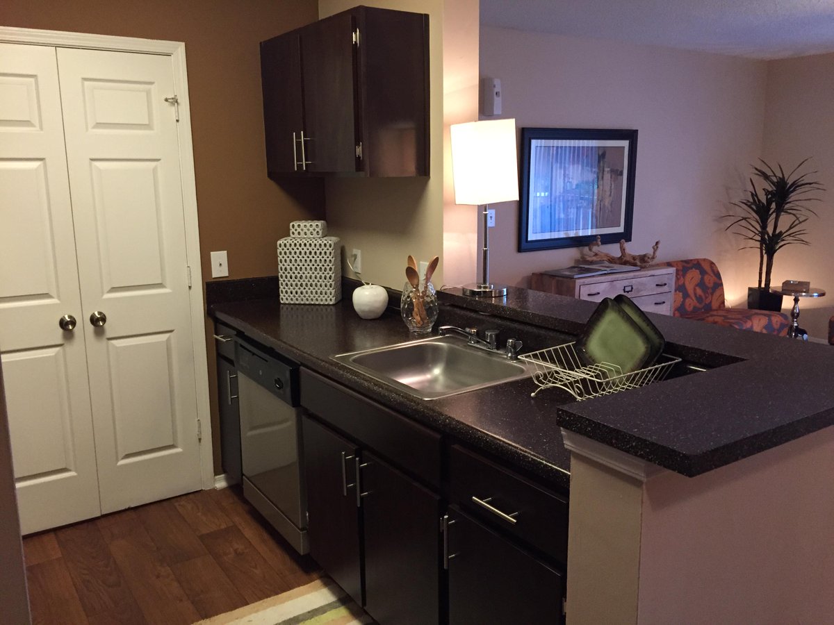 LegacyCenturyCenter (@legacyaptsatl) on Twitter photo 