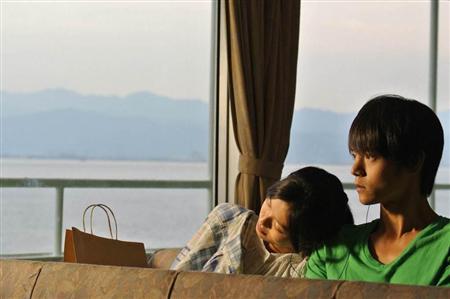 N을 위하여를 드디어 마침. 원작과는 다른 이야기, 좀 더 발전된 이야기가 있어서 좋았다. 에이쿠라 나나의 길고 곧은 몸+애기 얼굴 사랑합니다....