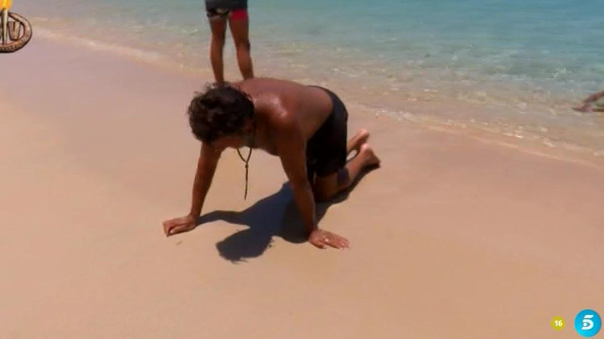 Supervivientes's tweet image. #GalaSV10 ¡Terrible! mdia.st/directo5