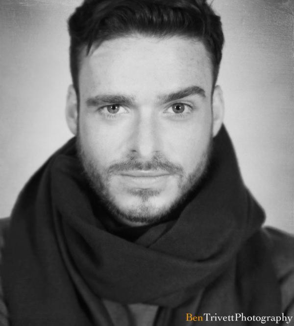 Happy 29th birthday to our dearest Richard Madden! 