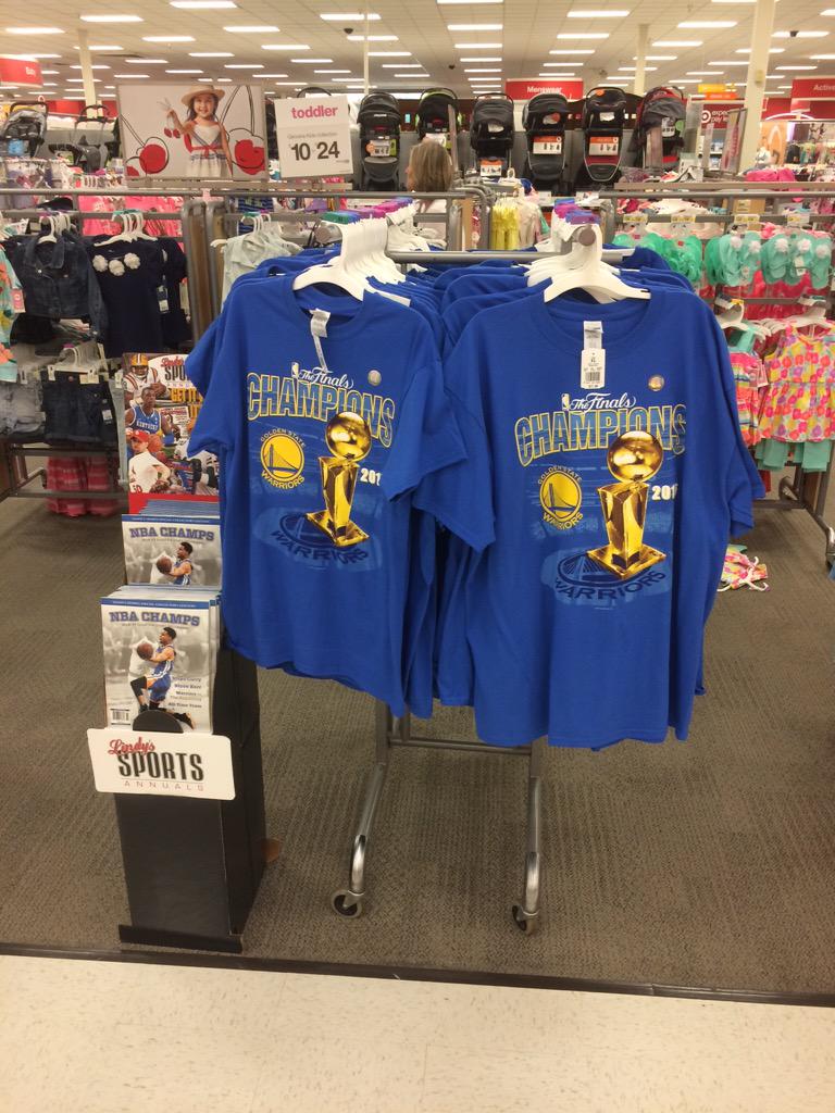 T0949GE's tweet photo. Driving Sales from the front #gosales #NBAFinals2015 #DubNation http://t.co/ikt2MXlc1j