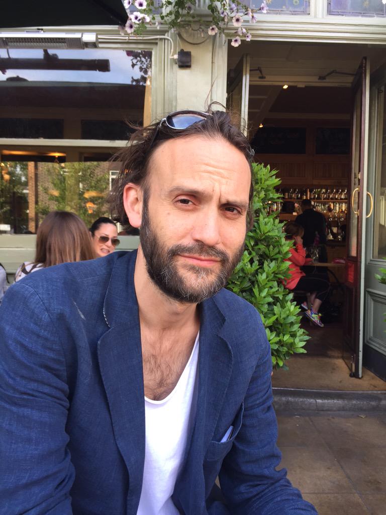 perfectoneStu's tweet photo. @djsantero it absolutely is in this weather Will. I am now having a beer with this geezer who says hello http://t.co/v4JgXcE0rD