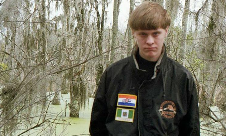 goldi's tweet photo. Gab es schon Razzia in Dylanns Kirchengemeinde? Kann ja nur dort radikalisiert worden sein. #CharlestonShooting http://t.co/enRzdwi0B6