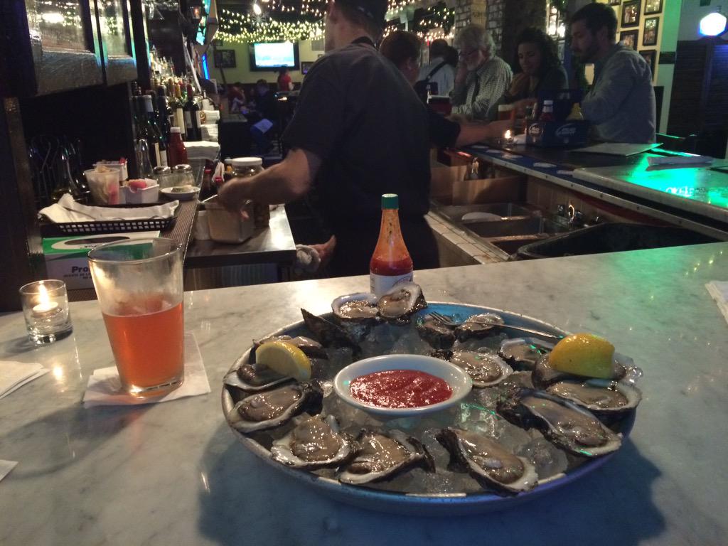 cmort23's tweet photo. @NOLA_Oyster #Raw #Oysters #Peche @PecheNOLA and #Frankie&Johnny's #BestinNOLA http://t.co/4rfGNioRy7