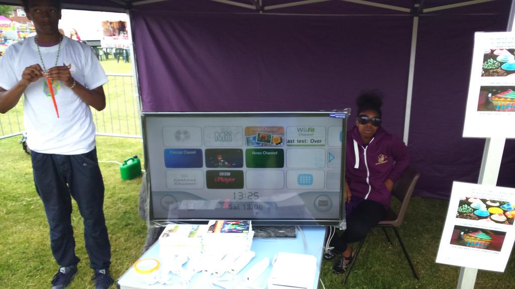 ActiveGadgets's tweet photo. #Addingtoncarnival weekend of fun http://t.co/hDXpYkQ7b3